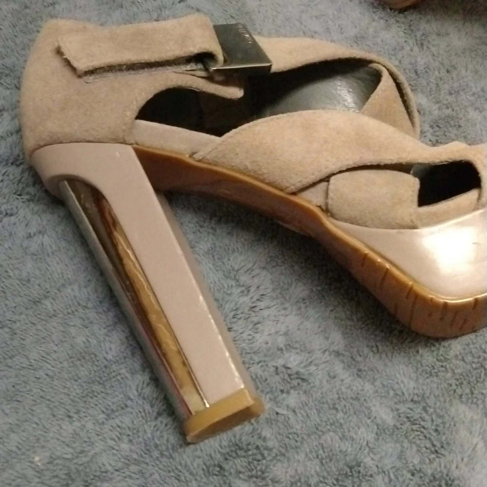 Calvin Klein suede platform shoe size 6.5
